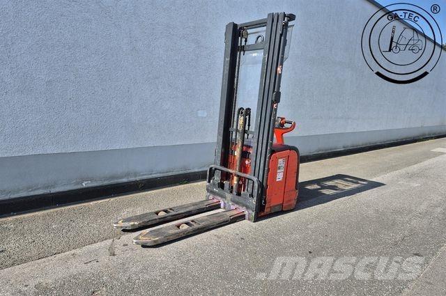 Linde L14i Høytløftende plukketruck