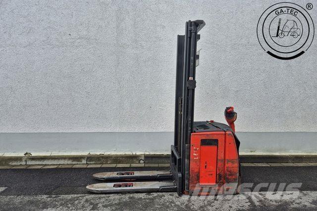 Linde L14i Høytløftende plukketruck