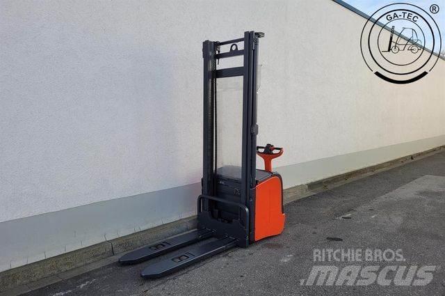 Linde L16 Høytløftende plukketruck