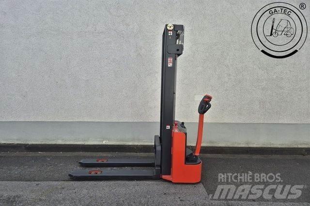 Linde ML 10 Høytløftende plukketruck