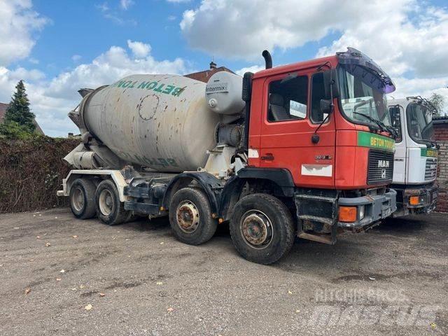 MAN 32.372 8x4 10m³ Betongbiler