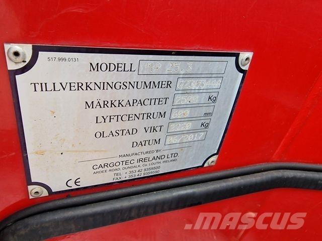 Moffett M4 25.3 Truck - Annet