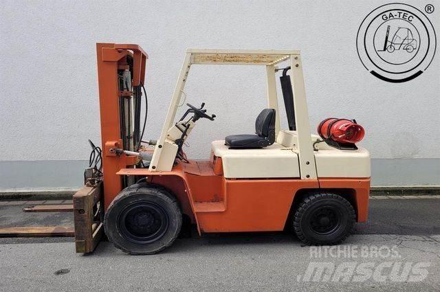Nissan BF03A35U Propan trucker