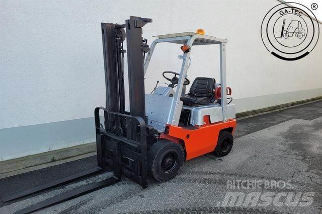 Nissan FO1 A15U Propan trucker