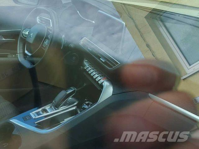 Peugeot 3008 Pickup/planbiler