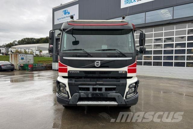 Volvo FMX-540 10x4 Chassis