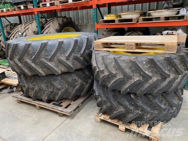 John Deere 7R Dekk, hjul og felger