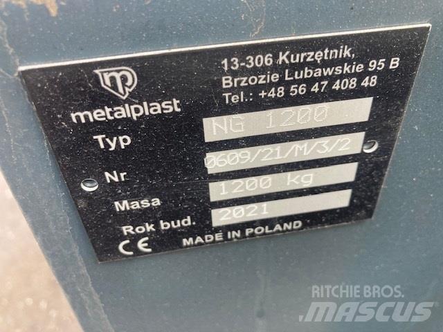  - - -  1500 KG Front lodd