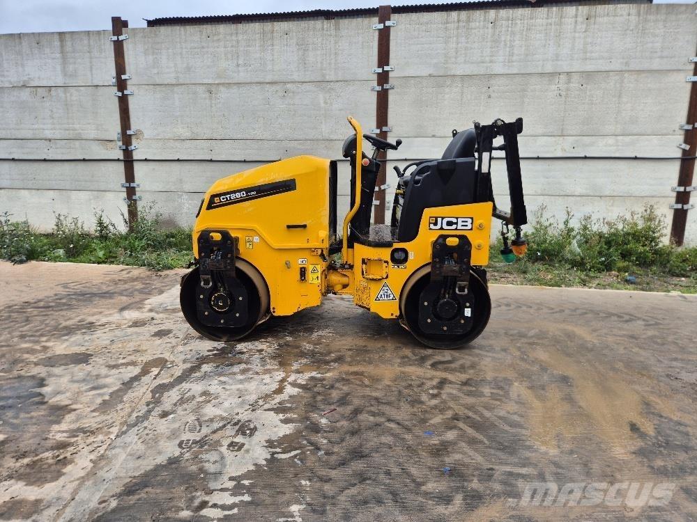 JCB  Andre Valser