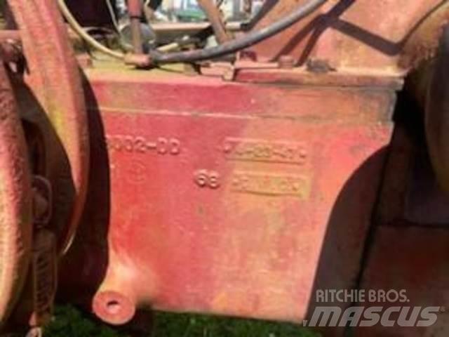 Farmall M Tractor Anlegg - Annet