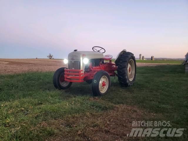 Ford 8 N Tractor Anlegg - Annet