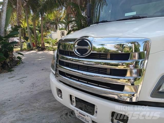 Hino 268 Box Truck Varebiler