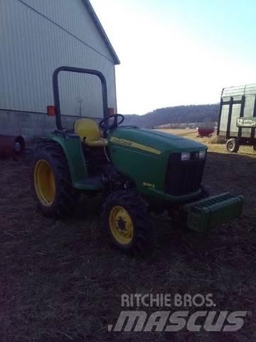 John Deere 3038E Anlegg - Annet