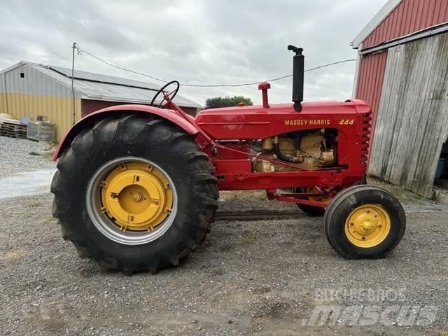  Massey Harris 444 Anlegg - Annet