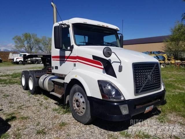 Volvo Semi Tractor Varebiler