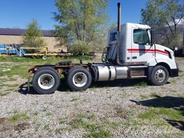 Volvo Semi Tractor Varebiler