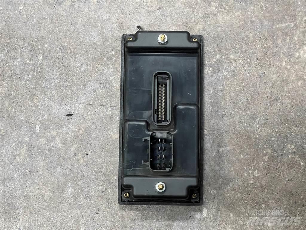 Autocar  Lys - Elektronikk
