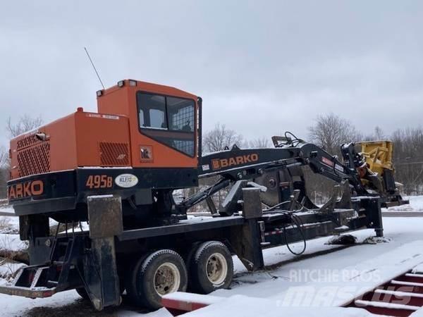 Barko 495B Knuckleboom lastere