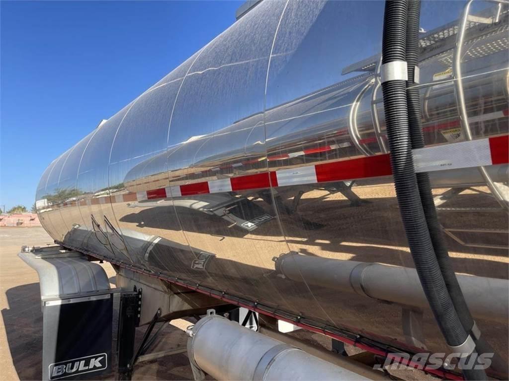  BULK Tanktrailere