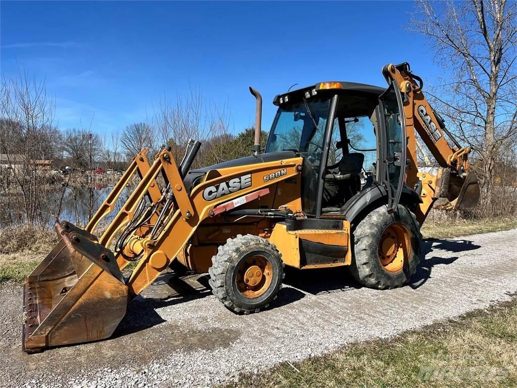 CASE 580N Traktorgravere