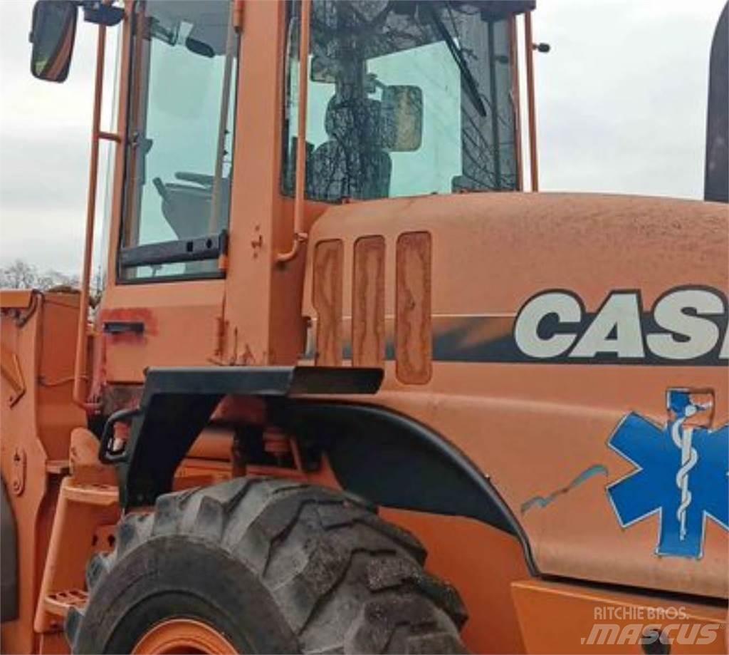 CASE 621D Hjullastere