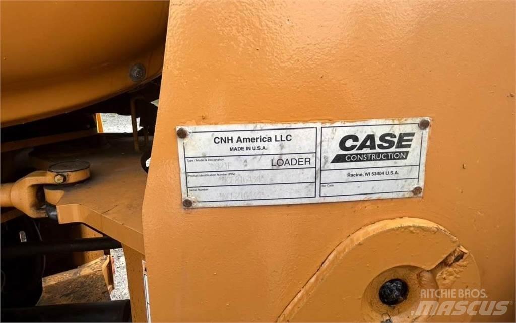 CASE 821F Hjullastere