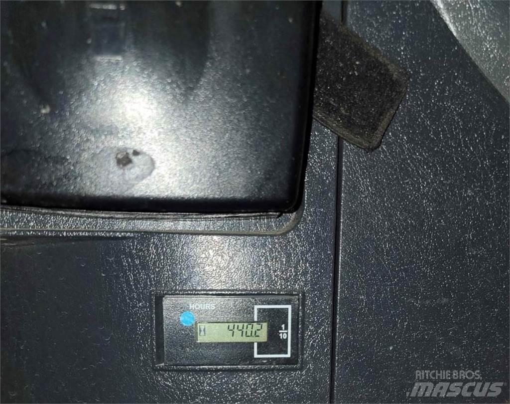 CASE CX60C Beltegraver
