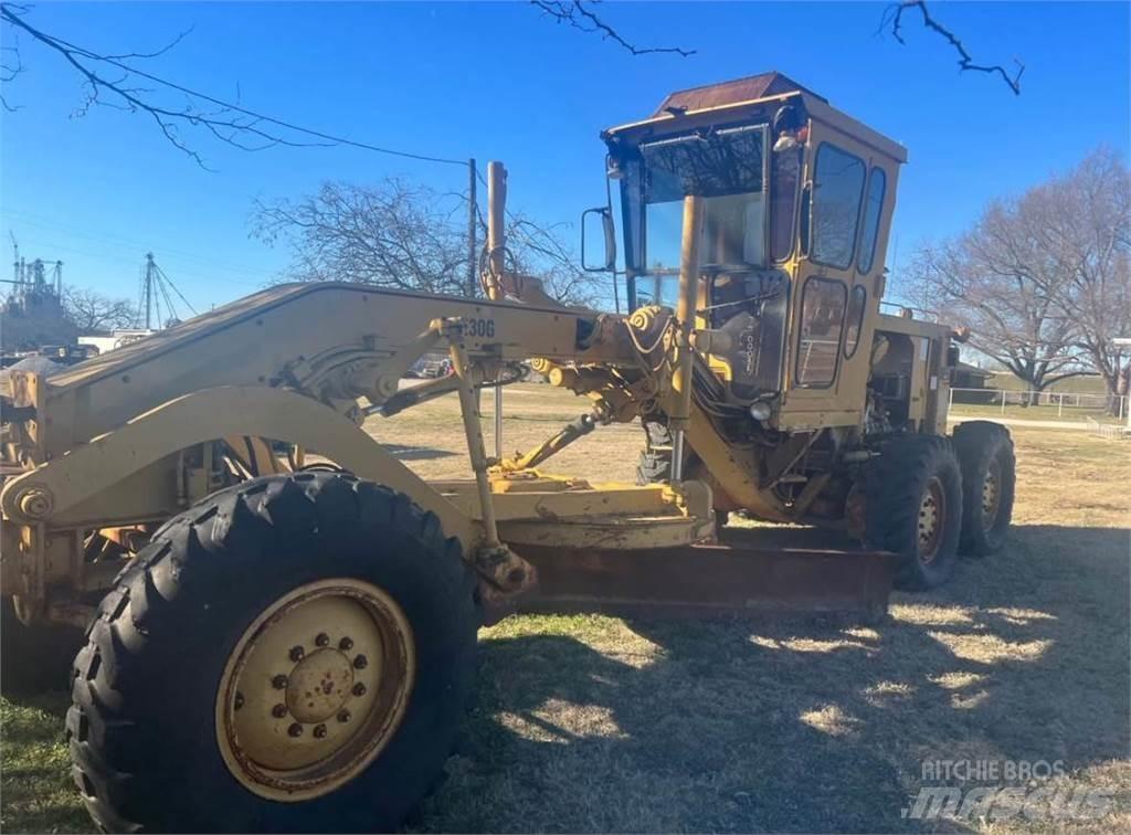 CAT 130G Veihøvler