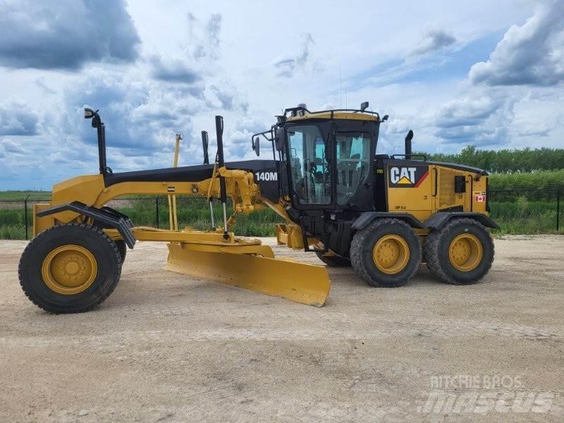 CAT 140M Veihøvler