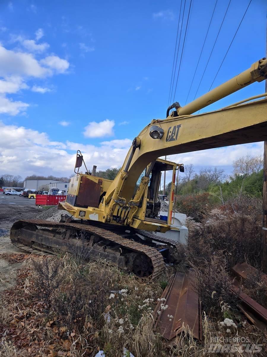 CAT 225D Beltegraver