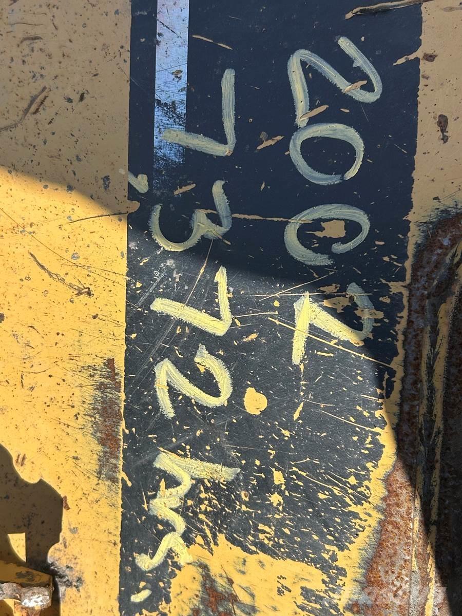 CAT 246B Kompaktlastere
