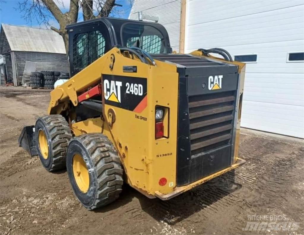 CAT 246D Kompaktlastere