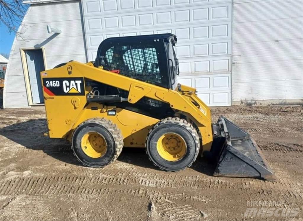 CAT 246D Kompaktlastere