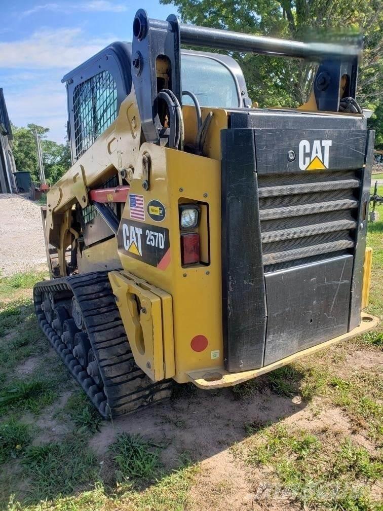 CAT 257D Kompaktlastere