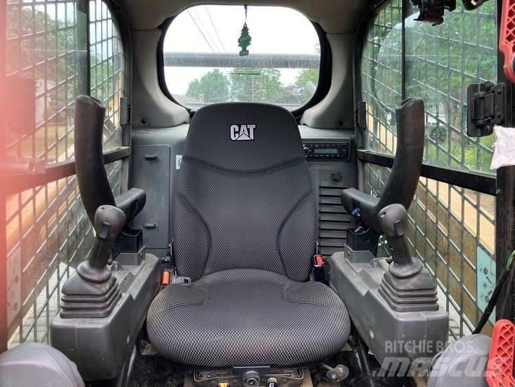CAT 259D3 Beltelastere