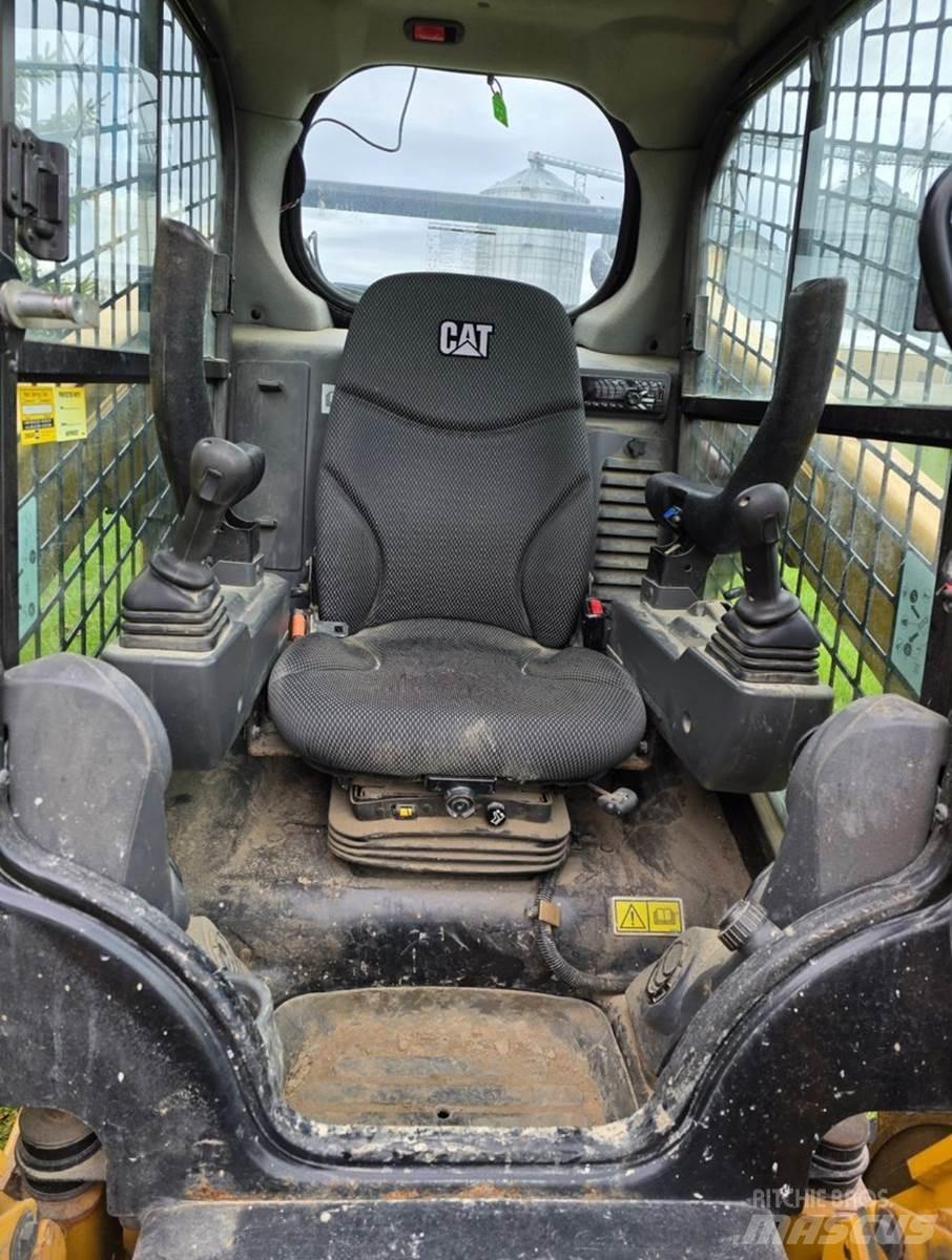 CAT 262D3 Kompaktlastere