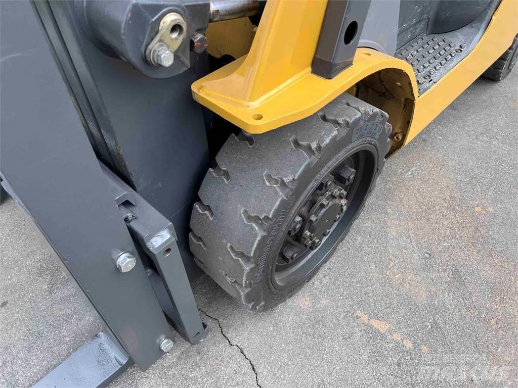 CAT 2C5000 Gaffeltrucker - Annet