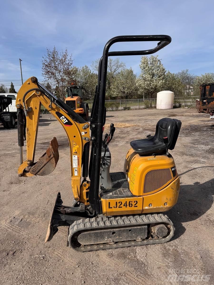 CAT 300.9D Minigravere <7t