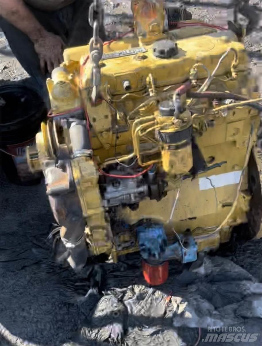 CAT 3054 Motorer