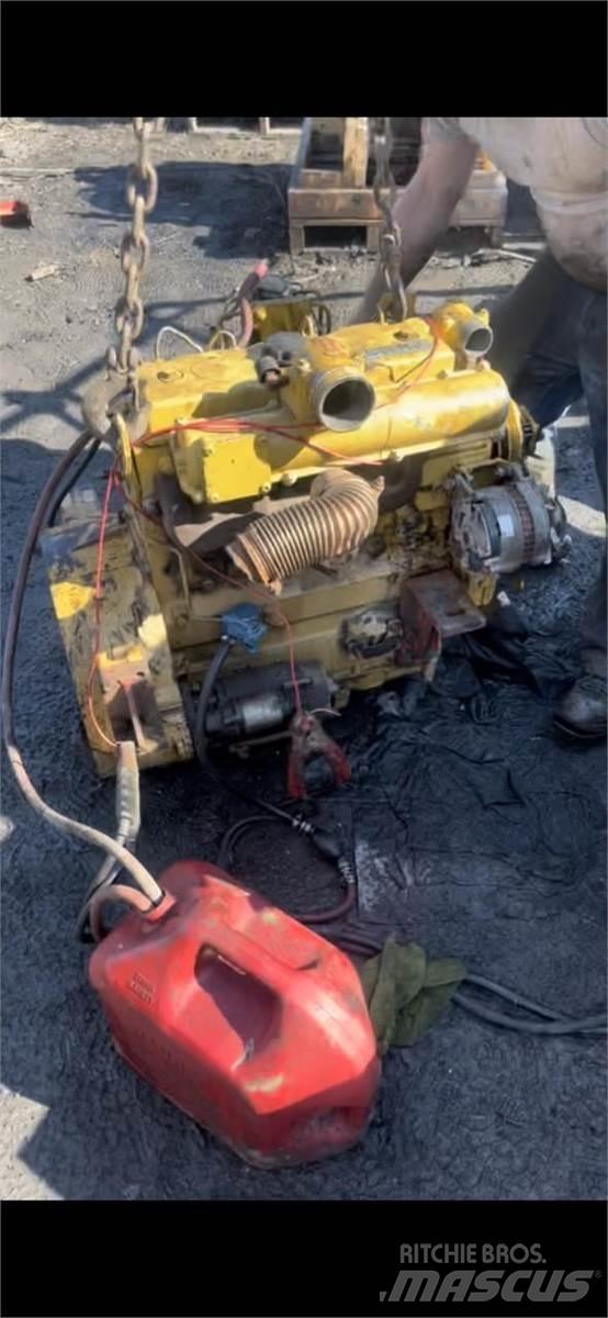 CAT 3054 Motorer