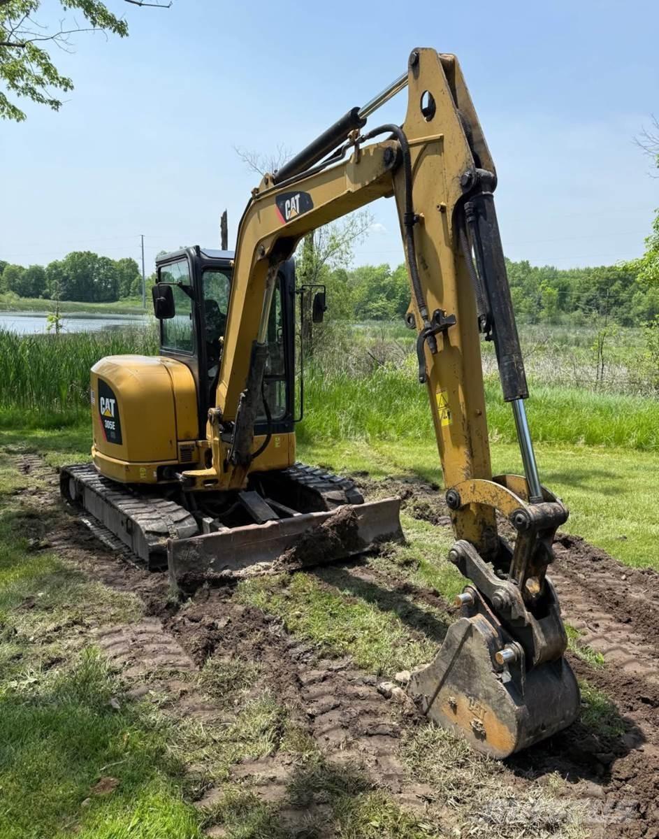 CAT 305E2 Minigravere <7t