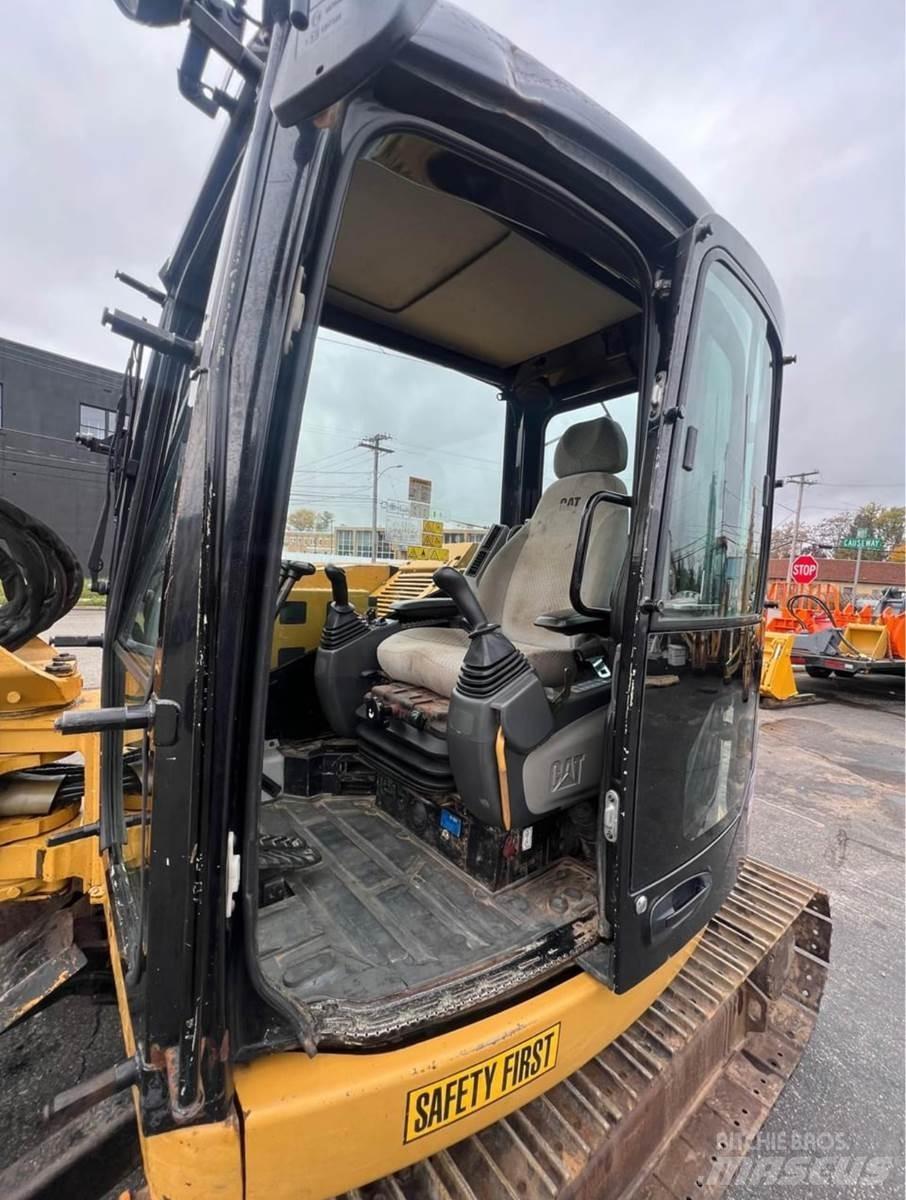 CAT 308D Beltegraver