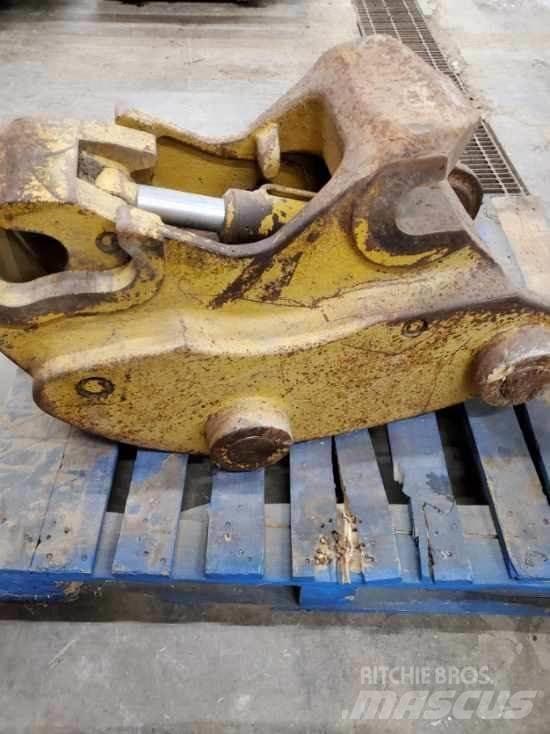 CAT 320DL Hurtigkoblinger