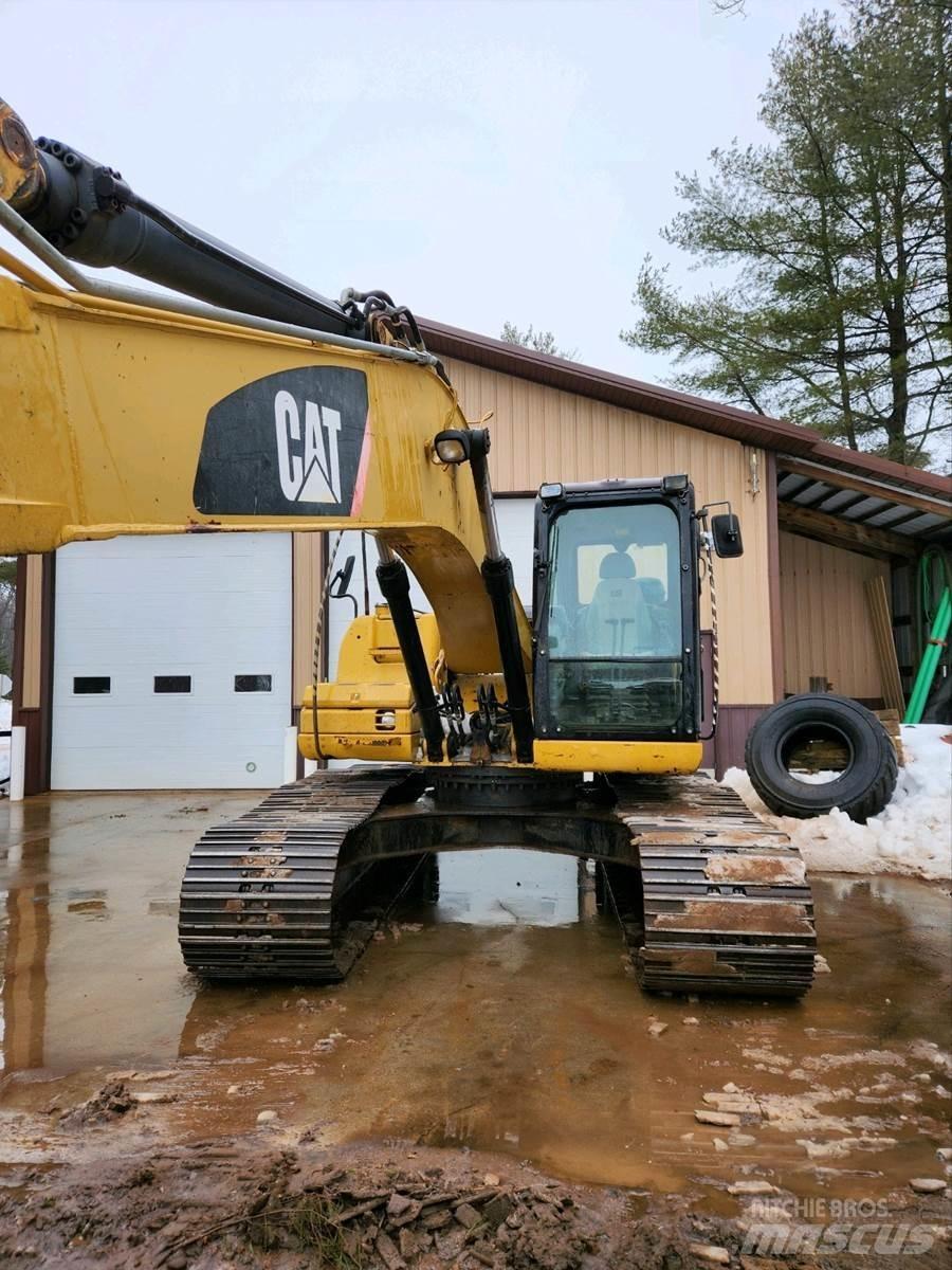 CAT 320DL Beltegraver