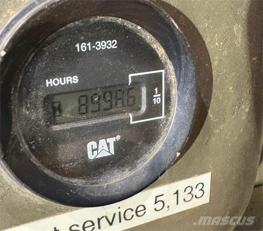 CAT 320DL Beltegraver