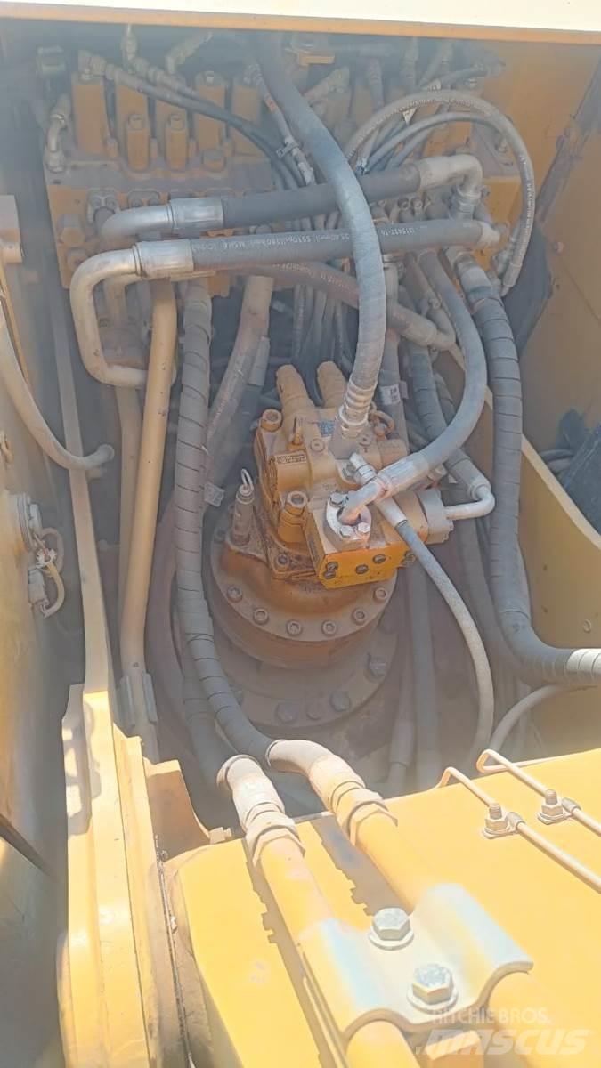 CAT 323D3 Beltegraver