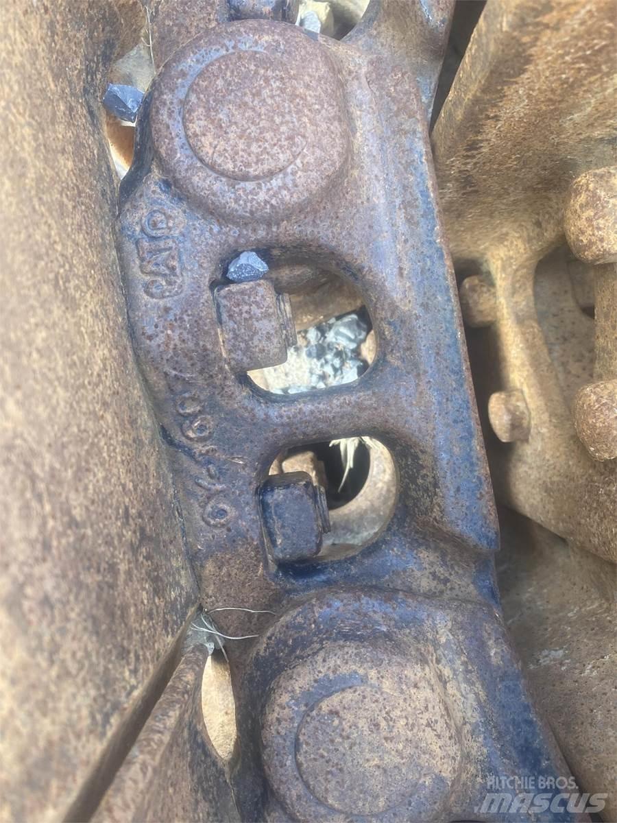 CAT 325 Belter, kjettinger og understell