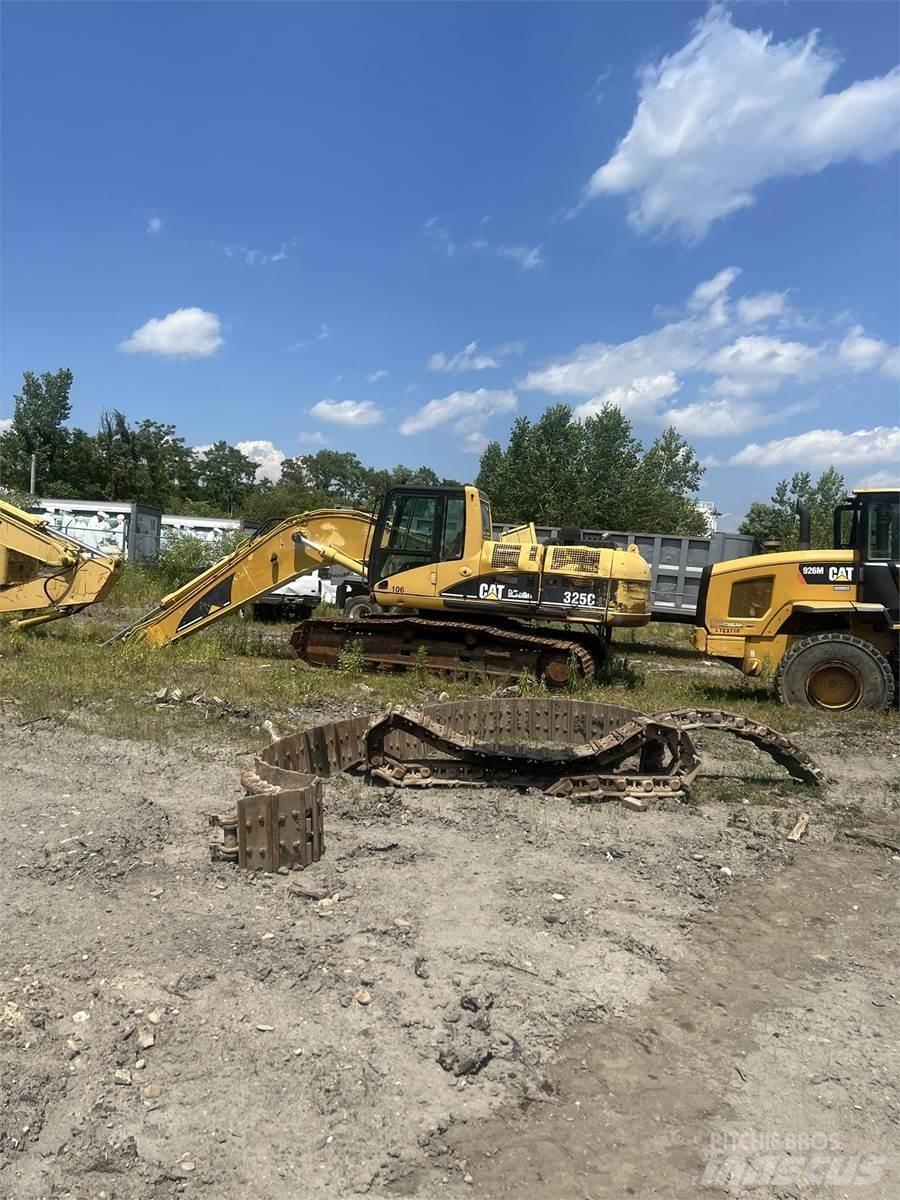 CAT 325CL Beltegraver