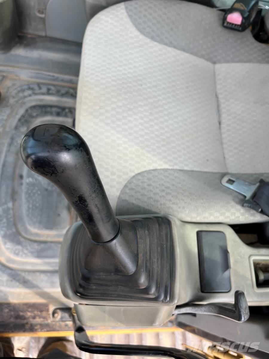 CAT 325DL Beltegraver