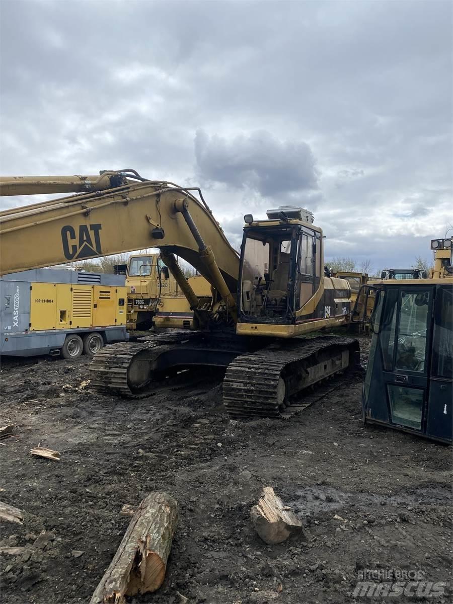 CAT 325L Beltegraver